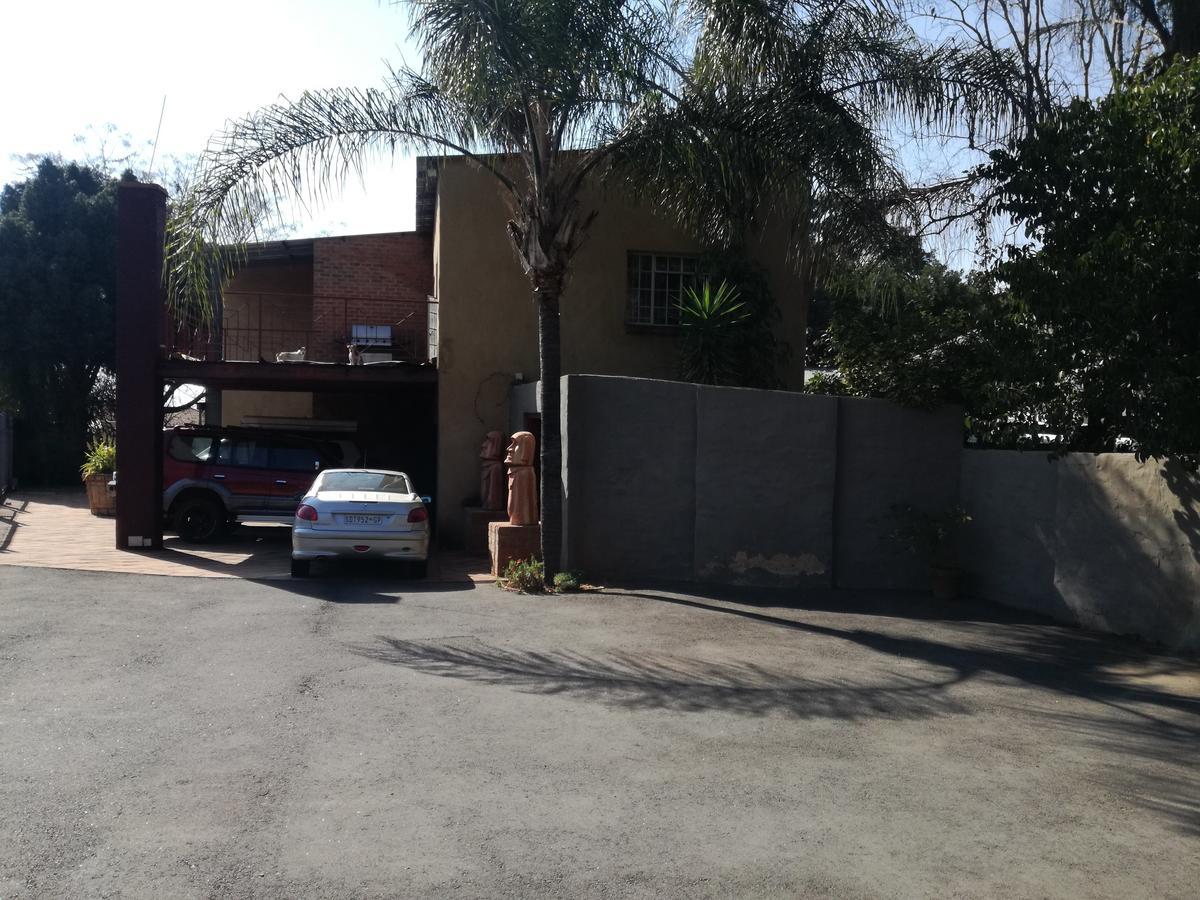 Adam'S Eden Guest House Pretoria Exterior photo