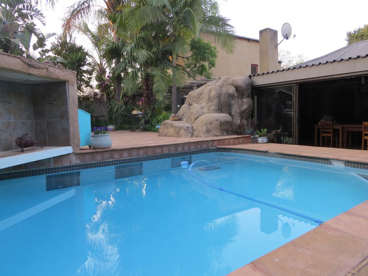Adam'S Eden Guest House Pretoria Exterior photo