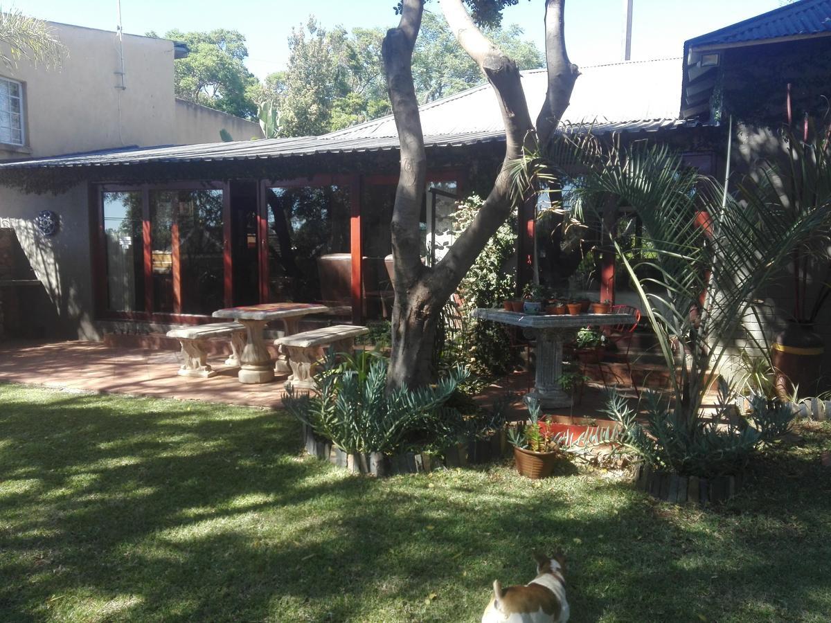 Adam'S Eden Guest House Pretoria Exterior photo