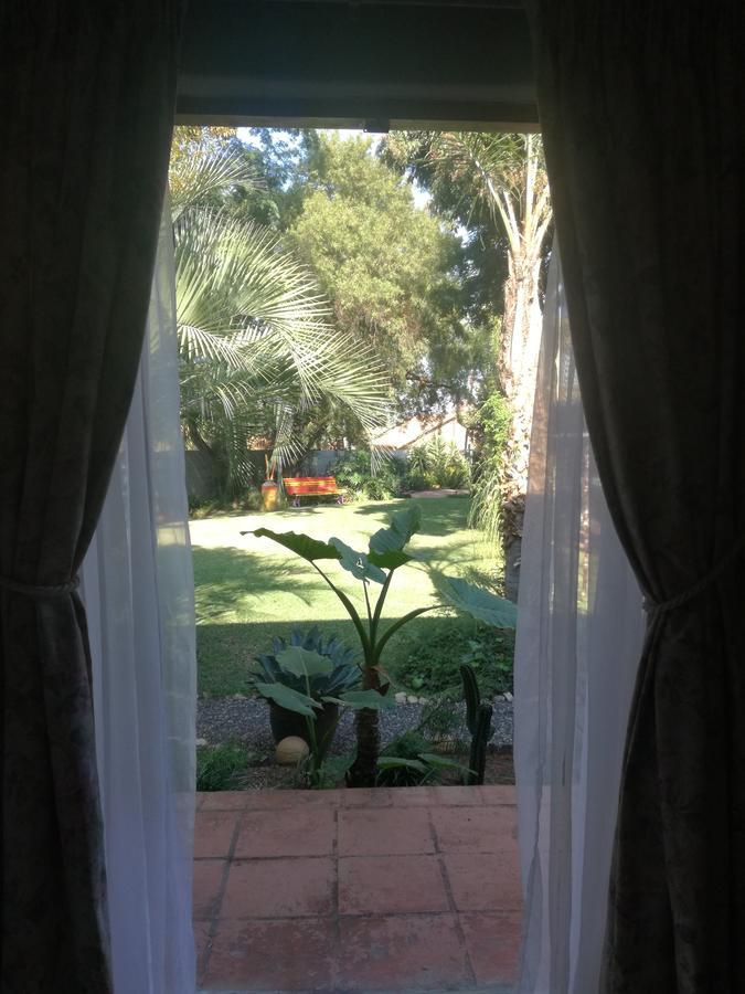 Adam'S Eden Guest House Pretoria Exterior photo
