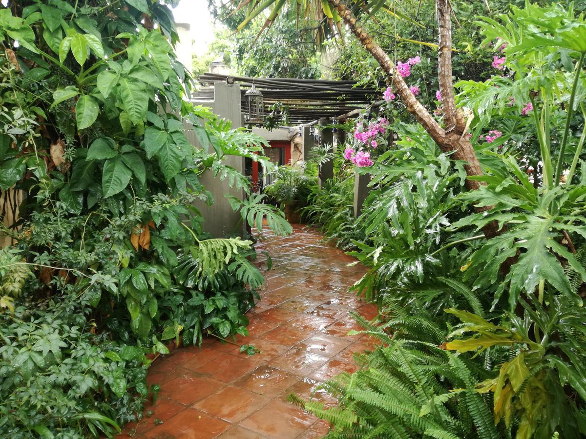 Adam'S Eden Guest House Pretoria Exterior photo