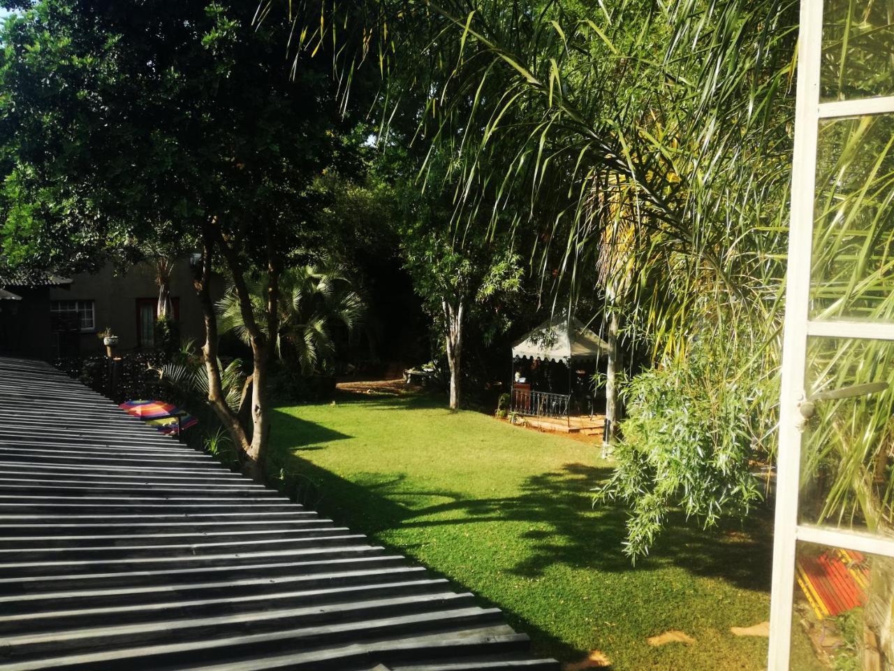 Adam'S Eden Guest House Pretoria Exterior photo